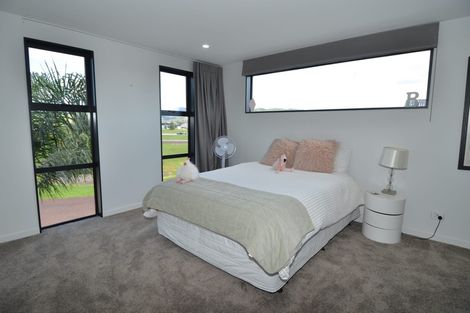 Photo of property in 118 Motu Iti, Pauanui, Hikuai, 3579