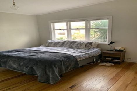 Photo of property in 609a Swanson Road, Swanson, Auckland, 0612