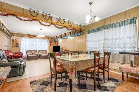 Photo of property in 16 Garus Avenue, Mangere East, Auckland, 2024