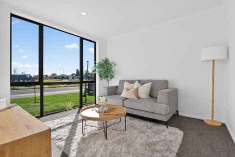 Photo of property in 18 Tiroake Street, Ruakura, Hamilton, 3214