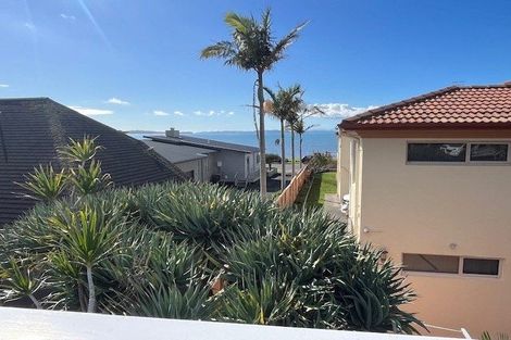 Photo of property in 49b The Esplanade, Eastern Beach, Auckland, 2012