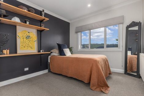Photo of property in 9 Baxters Rise, Aotea, Porirua, 5024