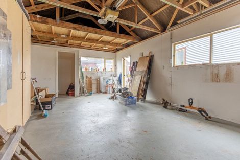 Photo of property in 13 Francis Drake Street, Waipukurau, 4200