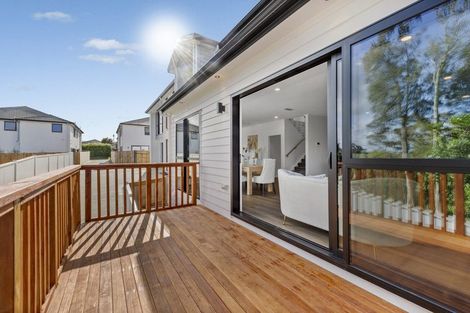 Photo of property in 14 Hughs Way, Flat Bush, Auckland, 2019