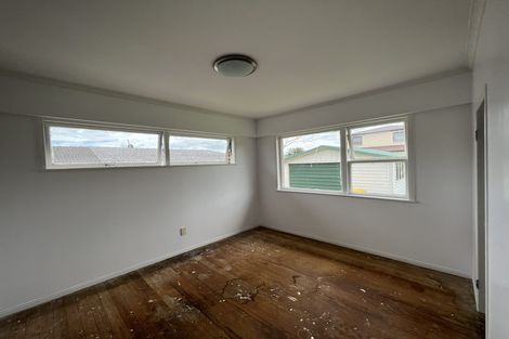 Photo of property in 121 Gills Road, Bucklands Beach, Auckland, 2014