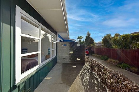 Photo of property in 14 Newbridge Place, Ilam, Christchurch, 8041