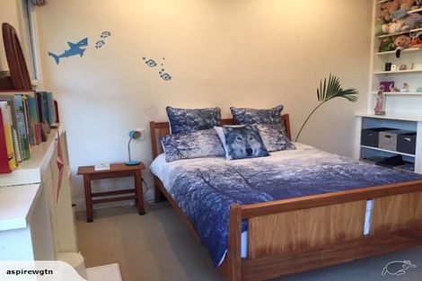 Photo of property in 300a Paremata Road, Whitby, Porirua, 5381