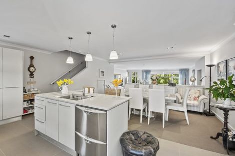 Photo of property in 7 Kensington Drive, Orewa, 0931