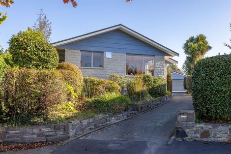 Photo of property in 38 Highland Place, Avonhead, Christchurch, 8042