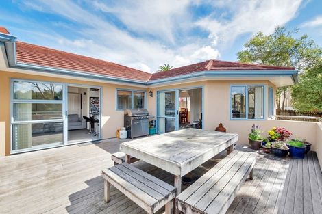 Photo of property in 14 San Vito Place, Henderson, Auckland, 0612