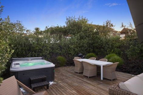 Photo of property in 192 Kitchener Road, Pukekohe, 2120