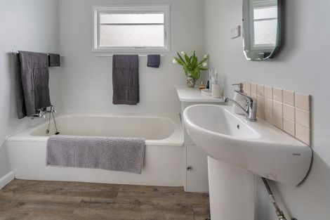 Photo of property in 21 Koromiko Avenue, Stoke, Nelson, 7011