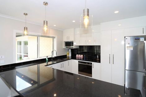 Photo of property in 60 Feist Street, Carterton, 5713