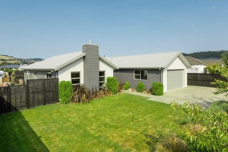 Photo of property in 18 Hagart-alexander Drive, Mosgiel, 9024