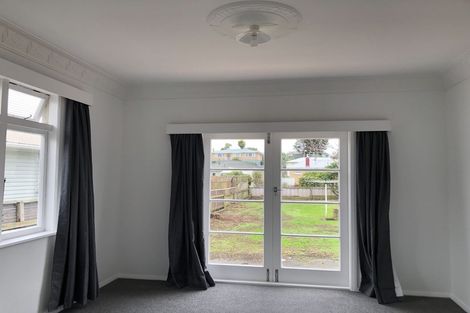 Photo of property in 18 Dudley Street, Levin, 5510