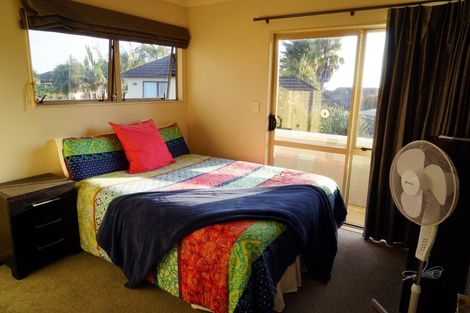 Photo of property in 239 Hill Road, The Gardens, Auckland, 2105