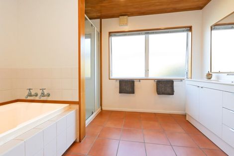 Photo of property in 5 Cadogan Lane, Taradale, Napier, 4112