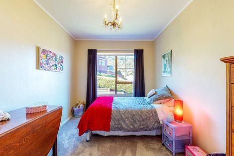 Photo of property in 25 Satara Crescent, Khandallah, Wellington, 6035