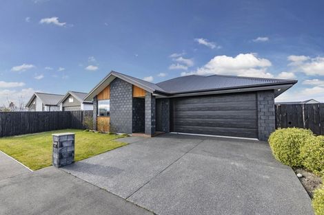 Photo of property in 41 Selfe Crescent, Burwood, Christchurch, 8083
