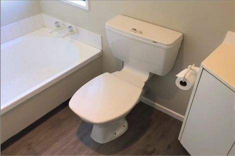 Photo of property in 3/32 Brockworth Place, Riccarton, Christchurch, 8011