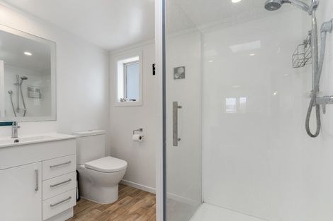 Photo of property in 312 Ocean Road, Whangamata, 3620