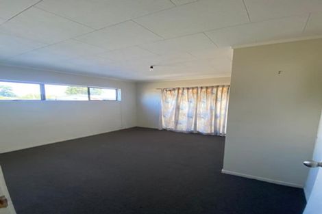 Photo of property in 19 Manuroa Road, Takanini, 2112