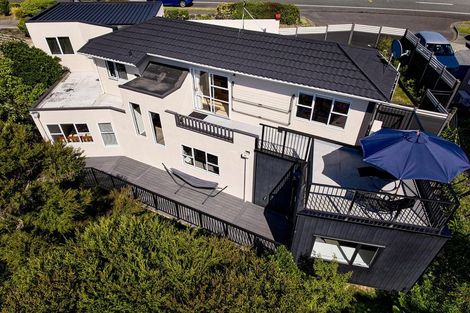 Photo of property in 39 James Cook Drive, Whitby, Porirua, 5024