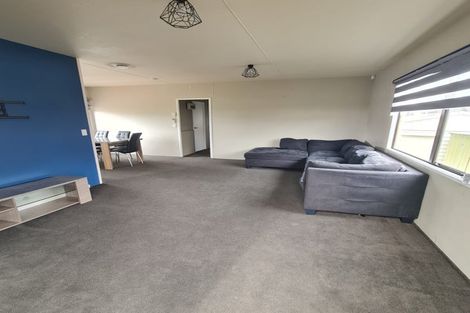 Photo of property in 2/21 Southview Place, Wattle Downs, Auckland, 2102