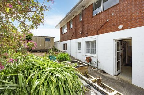 Photo of property in 174 Royal Road, Massey, Auckland, 0614