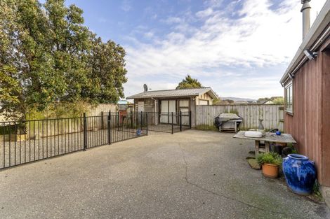 Photo of property in 12 Ngapotiki Street, Paraparaumu Beach, Paraparaumu, 5032