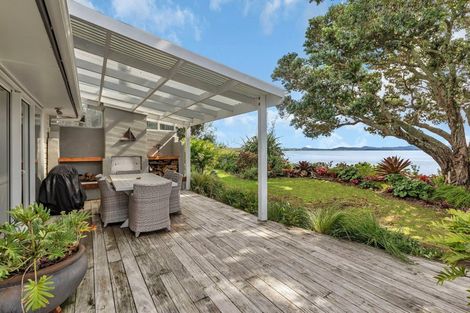 Photo of property in 22 Karoro Road, One Tree Point, 0118