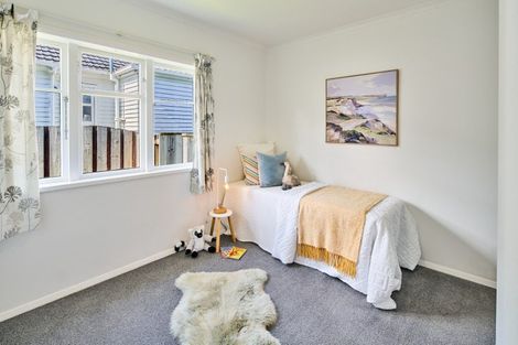 Photo of property in 10 Bentinck Street, Wallaceville, Upper Hutt, 5018