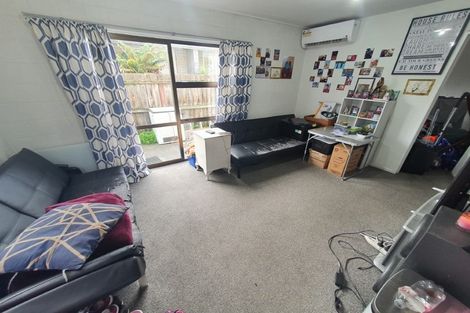 Photo of property in 2/47 Brockworth Place, Riccarton, Christchurch, 8011