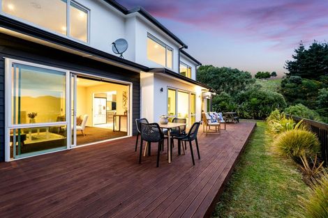 Photo of property in 26 Kilkelly Close, Tawa, Wellington, 5028