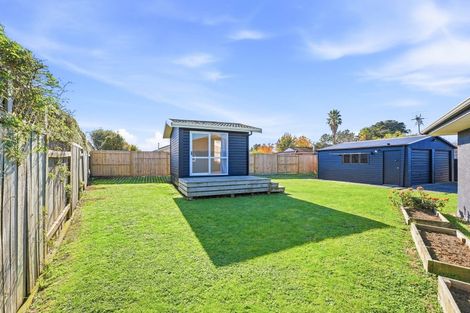 Photo of property in 42 Caroline Drive, Feilding, 4702