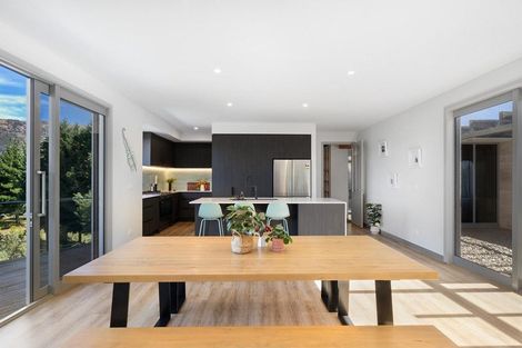 Photo of property in 289 Riverbank Road, Wanaka, 9382