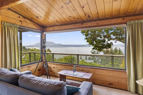 Photo of property in 23 Ewing Grove, Acacia Bay, Taupo, 3330