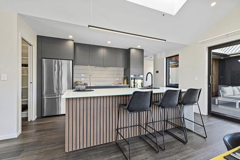 Photo of property in 37 Jack Hanley Drive, Jacks Point, Queenstown, 9371