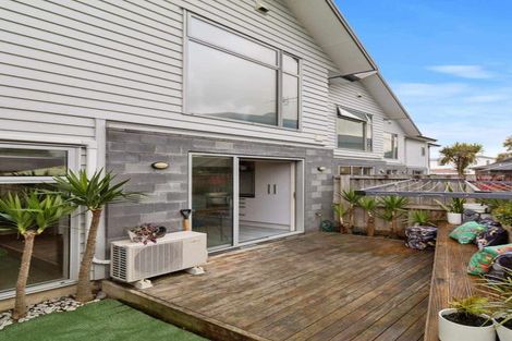 Photo of property in 215u3 Massey Street, Frankton, Hamilton, 3204