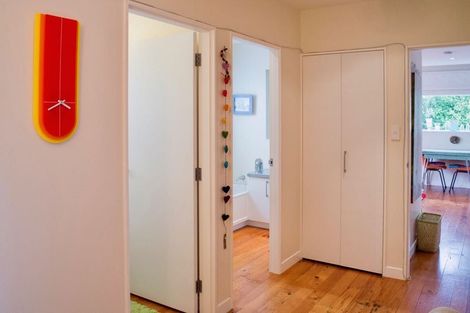 Photo of property in 19f3 Burnham Street, Seatoun, Wellington, 6022