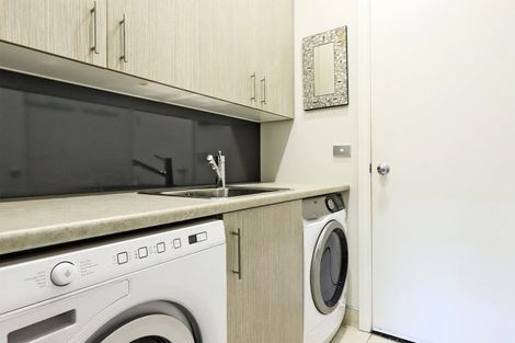 Photo of property in 16 Hunter Drive, Awatoto, Napier, 4110