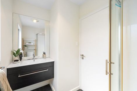 Photo of property in 1/34 Holly Road, St Albans, Christchurch, 8014