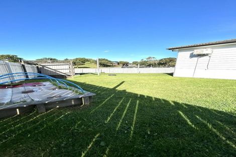 Photo of property in 45 Cleat Street, Whitby, Porirua, 5024