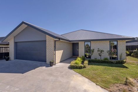 Photo of property in 16 Cherry Avenue, Darfield, 7510