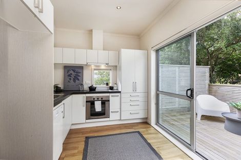 Photo of property in 1/123 The Parade, Island Bay, Wellington, 6023