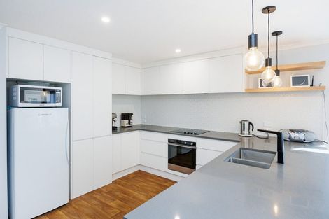Photo of property in 136a Heretaunga Street, Palmerston North, 4414