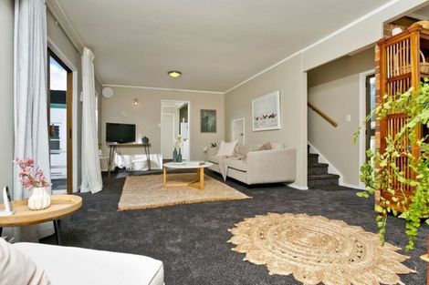 Photo of property in 34a Park Road, Glenfield, Auckland, 0629