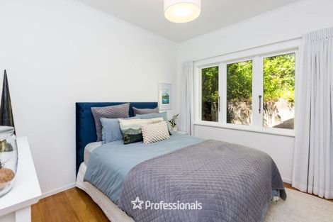 Photo of property in 43 Wyndham Road, Pinehaven, Upper Hutt, 5019