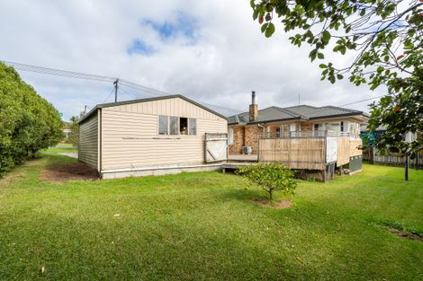 Photo of property in 330 Glengarry Road, Glen Eden, Auckland, 0602