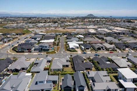 Photo of property in 93 Sandhurst Drive, Papamoa Beach, Papamoa, 3118